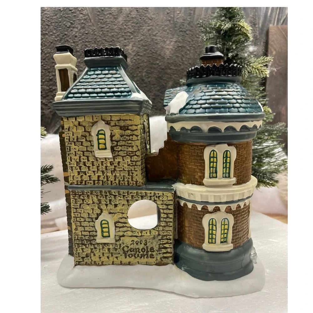 Carole Towne Collection 2003 FIRE STATION #1 Christmas Village Light Up Building